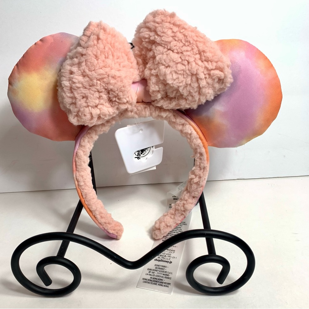 NWT. Disney Parks Sherpa Tie Dye Minnie Ears Headband.